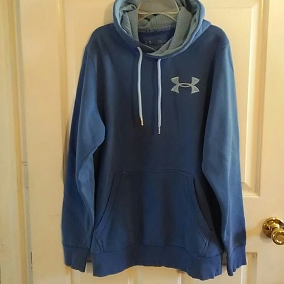 Under Armour Other - Under armour pullover blue men small pouch pocket